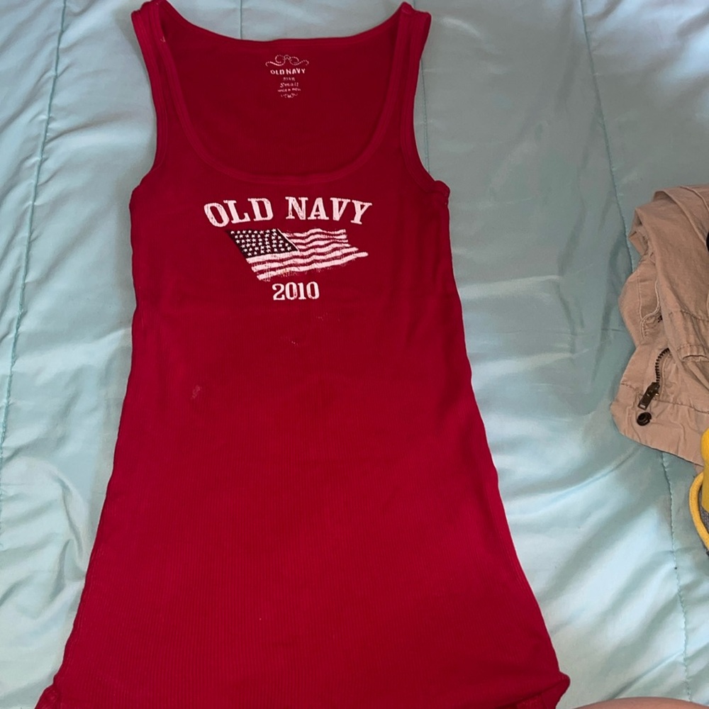 Size small Old Navy tank